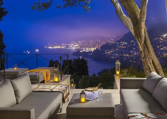 Luxurious Villa Overlooking Monaco