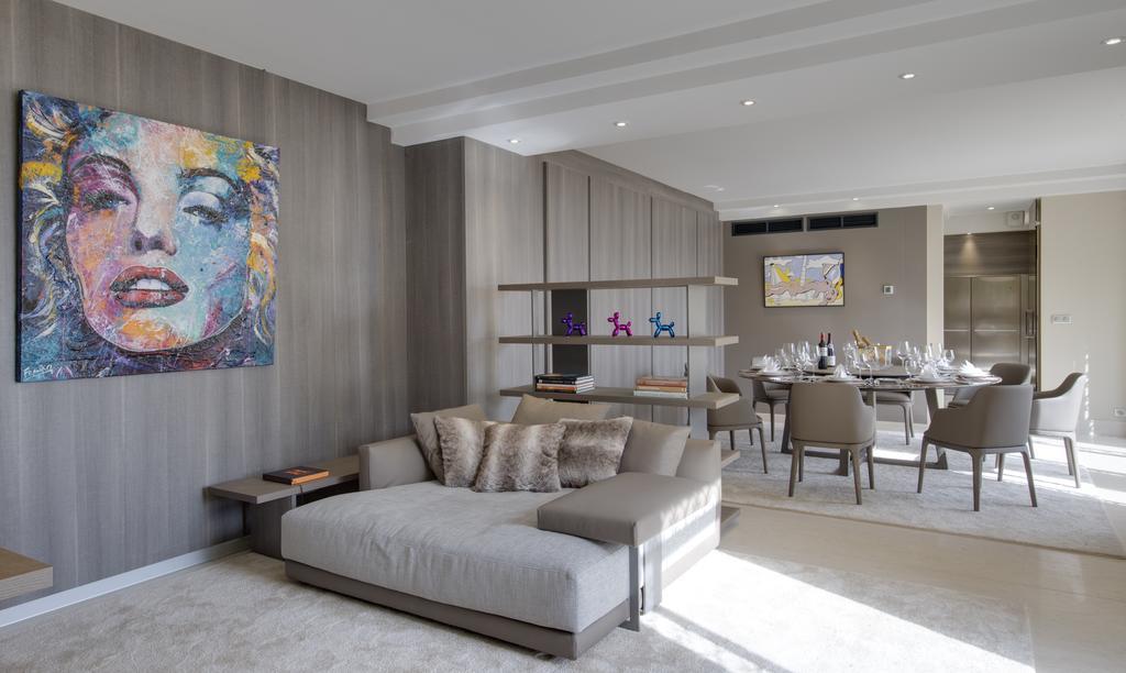 Luxurious Overlooking Monaco *