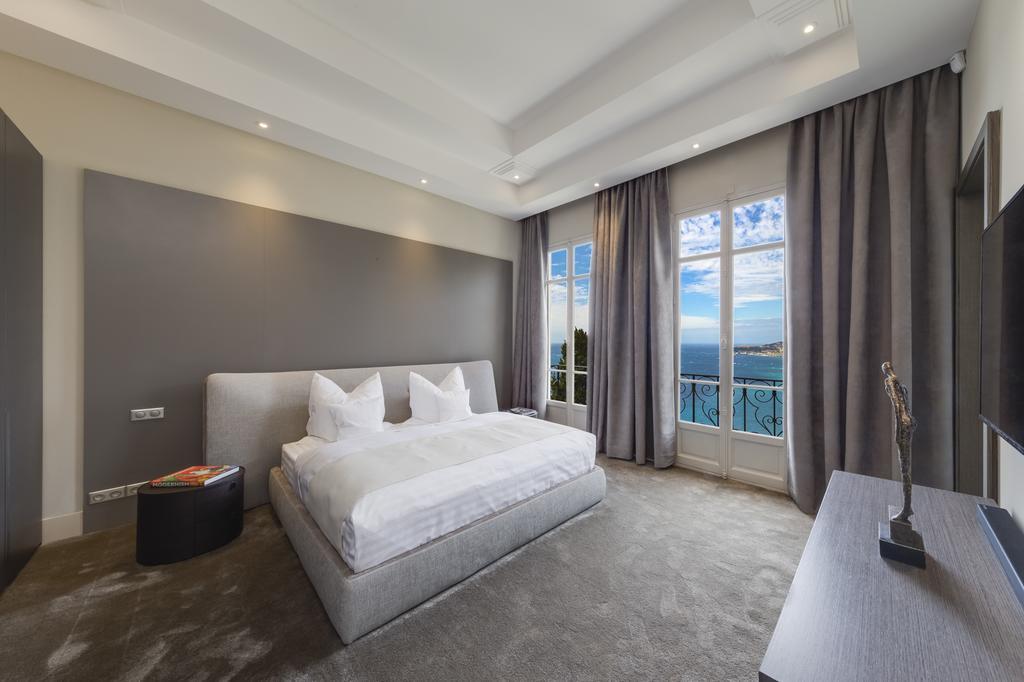 Luxurious Overlooking Monaco