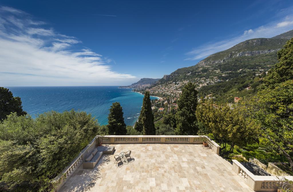 Luxurious Overlooking Monaco Villa Roquebrune-Cap-Martin