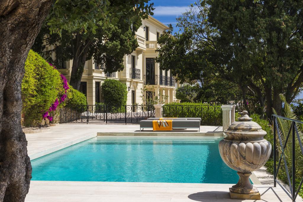 Luxurious Overlooking Monaco Villa Roquebrune-Cap-Martin
