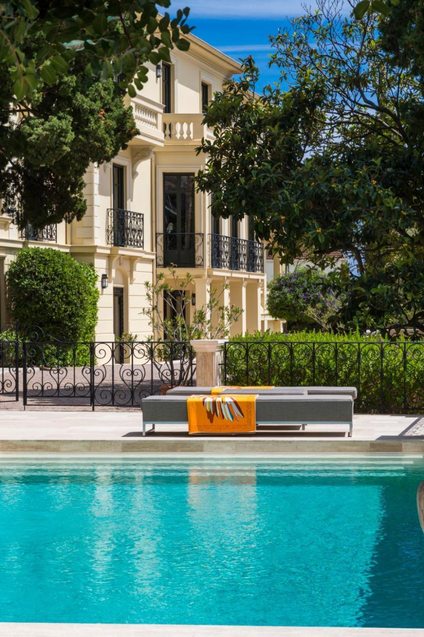 Luxurious Overlooking Monaco Villa Roquebrune-Cap-Martin